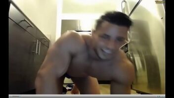 Bodybuilder Gay Video