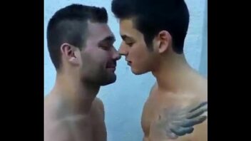 Gay Kiss